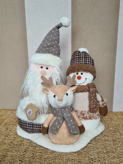 Muzikaal zang &amp; bewegend trio sneeuwpop kerstman &amp; eland wish you a merry christmas 40 x 30 cm | YID-230032 | La Galleria