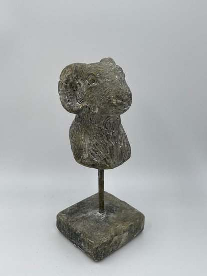 Decoratiebeeld Ram op voet stonegrey grijs steen maat S H20xB7,5CM | 65500 | Home Sweet Home | Stoer &amp; Sober Woonstijl