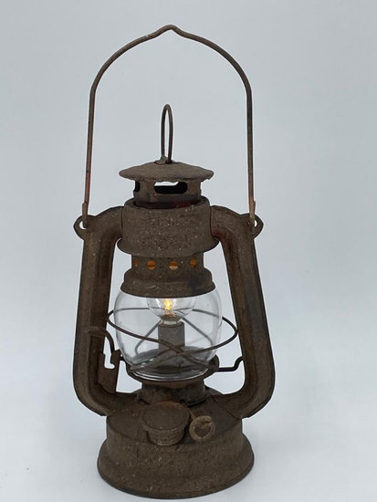 Lantaarn storm lamp hengsel led verlichting batterij roest kleur met timer 19,5 x 14 cm | 65469 | Home Sweet Home | Stoer &amp;