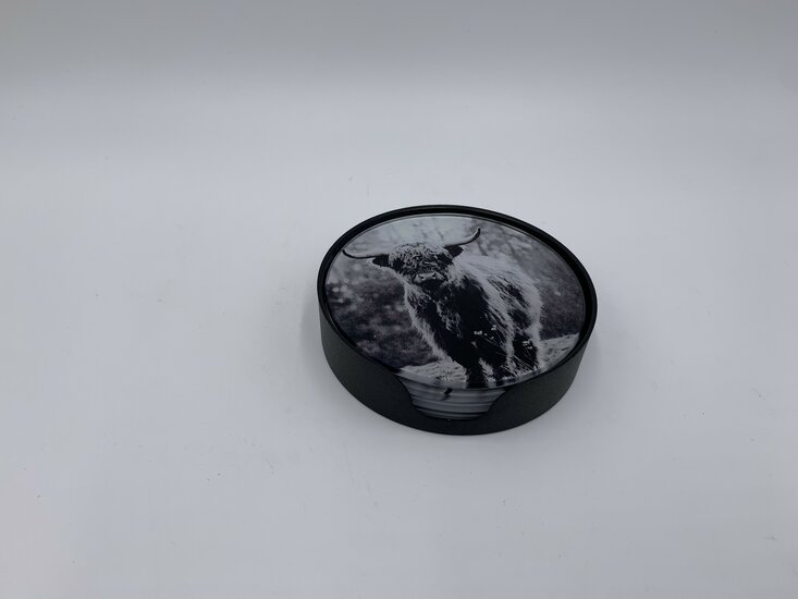 Onderzetters voor glazen set van 4 Schotse Hooglander met houder zwart wit glas &oslash; 10 cm | 6107416 | Stoer &amp; Sober