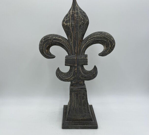 Ornament Franse lelie op voet groot vintage grijs bruin geschuurd hout 46 x 27,5 x 14 cm | 139178 | Home Sweet Home | Stoer &amp; Sober Woonstijl
