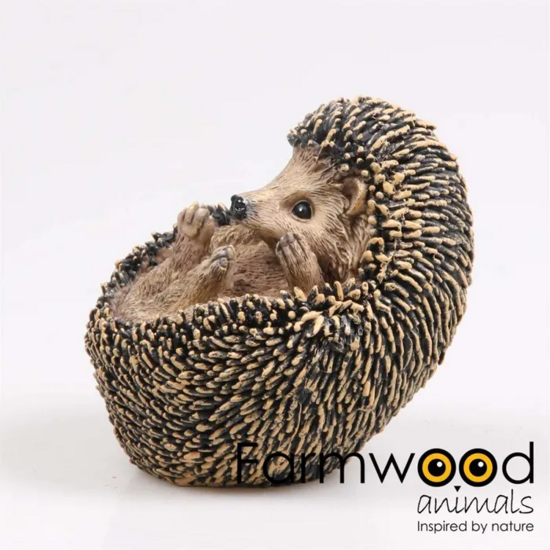 Decoratiebeeld Egel op rug bruin polyresin 12 X 11 X 12 cm  | 3441 | Home Sweet Home | Stoer &amp; Sober Woonstijl