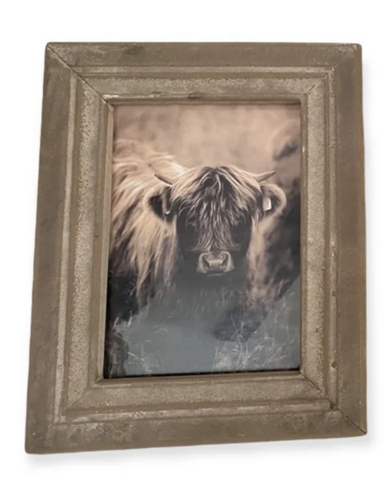 Fotolijst  taupe / creme Schotse Hooglander maat L | 121202 | Home Sweet Home | Stoer &amp; Sober Landelijke Woonstijl
