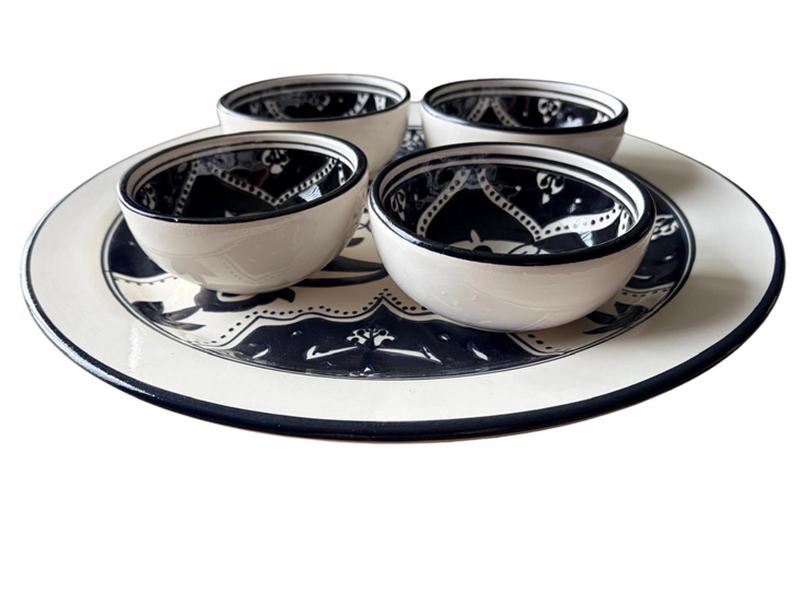 Tapas Party set 5 delig Black Fond aardewerk hapjes bord en schaaltjes zwart wit | TP.PY.BF | Dishes &amp; Deco