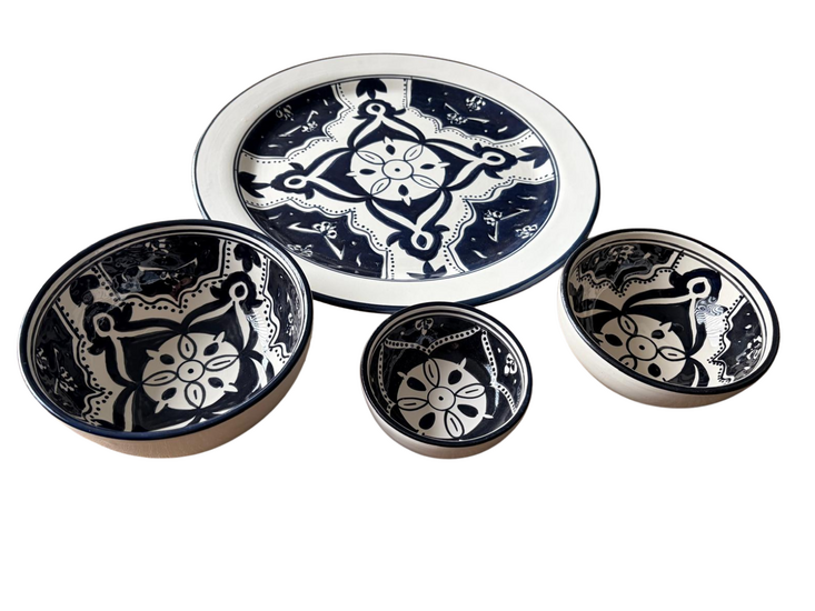 Tapas Party set 4 delig Black Fond aardewerk hapjes bord en schaaltjes zwart wit | TP.PY.BF4 | Dishes &amp; Deco