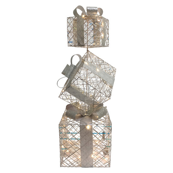 Clayre &amp; Eef | Decoratie van opgestapelde Cadeautjes met LED Zilverkleurig 25x25x97 cm / 3xAA | 50927