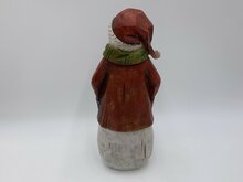 Sneeuwpop hout rood wit groen decoratie beeld 30 cm sjaal | US1160130B | Home Sweet Home
