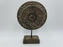 Ornament op voet klein vintage bruin zwart hout 26 x 17,5 cm | 110174 | Home Sweet Home | Stoer &amp; Sober Woonstijl