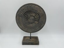 Ornament op voet middel vintage grijs bruin hout 35 x 24,5 cm | 465410 | Home Sweet Home | Stoer &amp; Sober Woonstijl