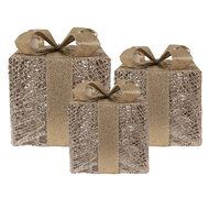 Clayre &amp; Eef | Decoratie cadeau met LED set van 3 Goudkleurig 25x25x30 / 20x20x24 / 15x15x17 cm / 6xAA | 66312