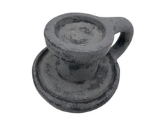 Nostalgische kandelaar met handvat / oor  23 x 11 cm aardewerk grijs antraciet | Brynxz