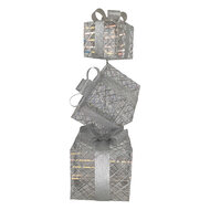 Clayre &amp; Eef | Decoratie van opgestapelde Cadeautjes met LED Zilverkleurig 25x25x97 cm / 3xAA | 50927