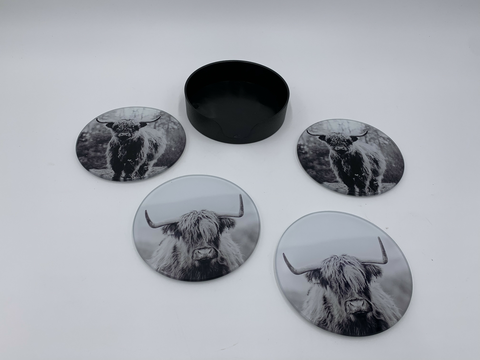 Onderzetters voor glazen set van 4 Schotse Hooglander met houder zwart wit glas ø 10 cm | 6107416 | Stoer & Sober