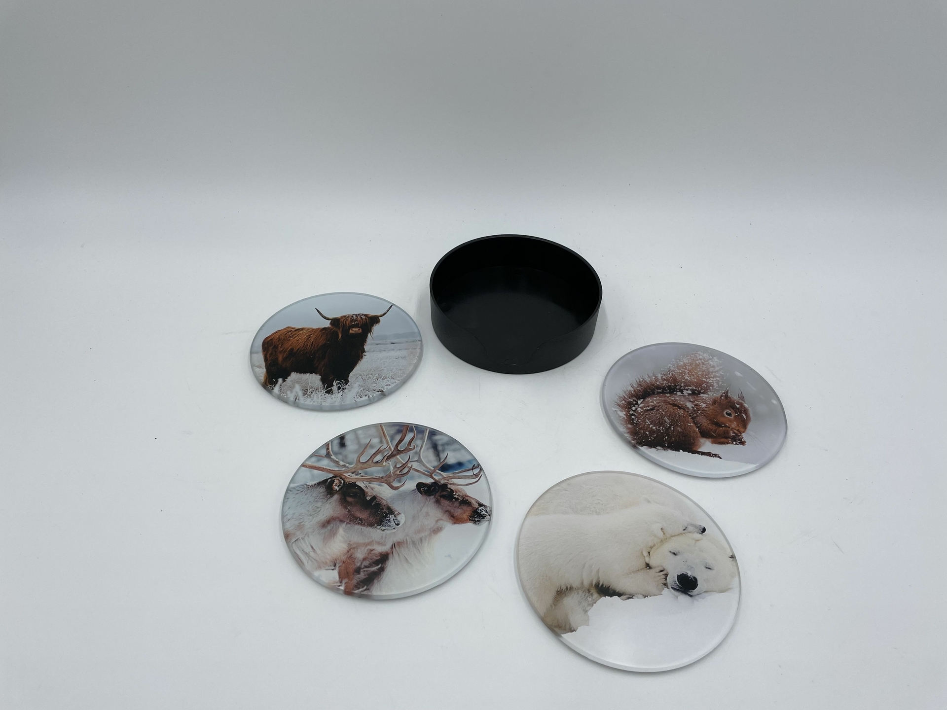 Onderzetters voor glazen set van 4 dieren in de sneeuw met houder glas ø 10 cm | 6098738 | Stoer & Sober