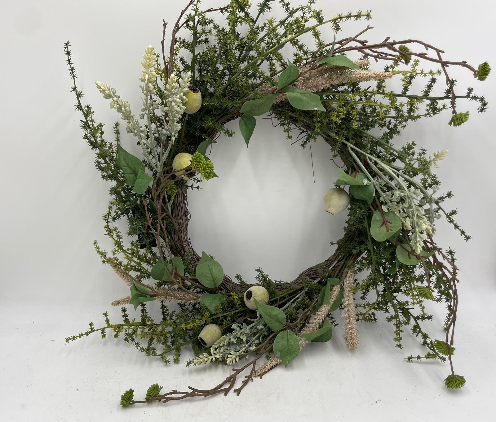 Groene Kunstkrans Landelijk – Sfeervolle Deurkrans ⌀ 45 cm | 822359 | Home Sweet Home | Stoer & Sober Woonstijl