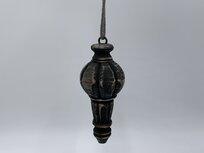 Pinakel ornament aan hanger / touw klos vintage grijs bruin klein 16 x 7 cm hout | 655998 | Home Sweet Home | Stoer & Sober Woonstijl Pinakel ornament aan hanger / touw klos vintage grijs bruin klein 16 x 7 cm hout | 655998 | Home Sweet Home | Stoer & Sober Woonstijl