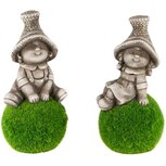 Dekoratief | Kindje op grasbol, groen/grijs, TC, 10x10x21cm, set van 2 stuks | A250280 Dekoratief | Kindje op grasbol, groen/grijs, TC, 10x10x21cm, set van 2 stuks | A250280