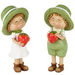 Dekoratief | Kindje staand m/aardbei, groen/rood, resina, 8x6x17cm, set van 2 stuks | A250403 Dekoratief | Kindje staand m/aardbei, groen/rood, resina, 8x6x17cm, set van 2 stuks | A250403