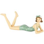 Dekoratief | Stranddame liggend, groen/wit, resina, 21x5x9cm | A250533 Dekoratief | Stranddame liggend, groen/wit, resina, 21x5x9cm | A250533
