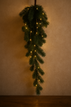 Decoratie kersttak met lichtjes timer en touw kersthanger groen 65 cm | 812354 | Home Sweet Home | Stoer & Sober Woonstijl Decoratie kersttak met lichtjes timer en touw kersthanger groen 65 cm | 812354 | Home Sweet Home | Stoer & Sober Woonstijl