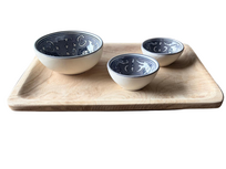 4-delige tapas set schaaltjes en onderbord hout Nejma Gris | 41 cm | Dishes & Deco