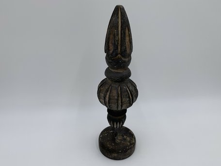 Pinakel beeld hout op voet sokkel vintage black bruin  27,5 x 7,5 cm | 65552 | Home Sweet Home | Stoer & Sober Woonstijl